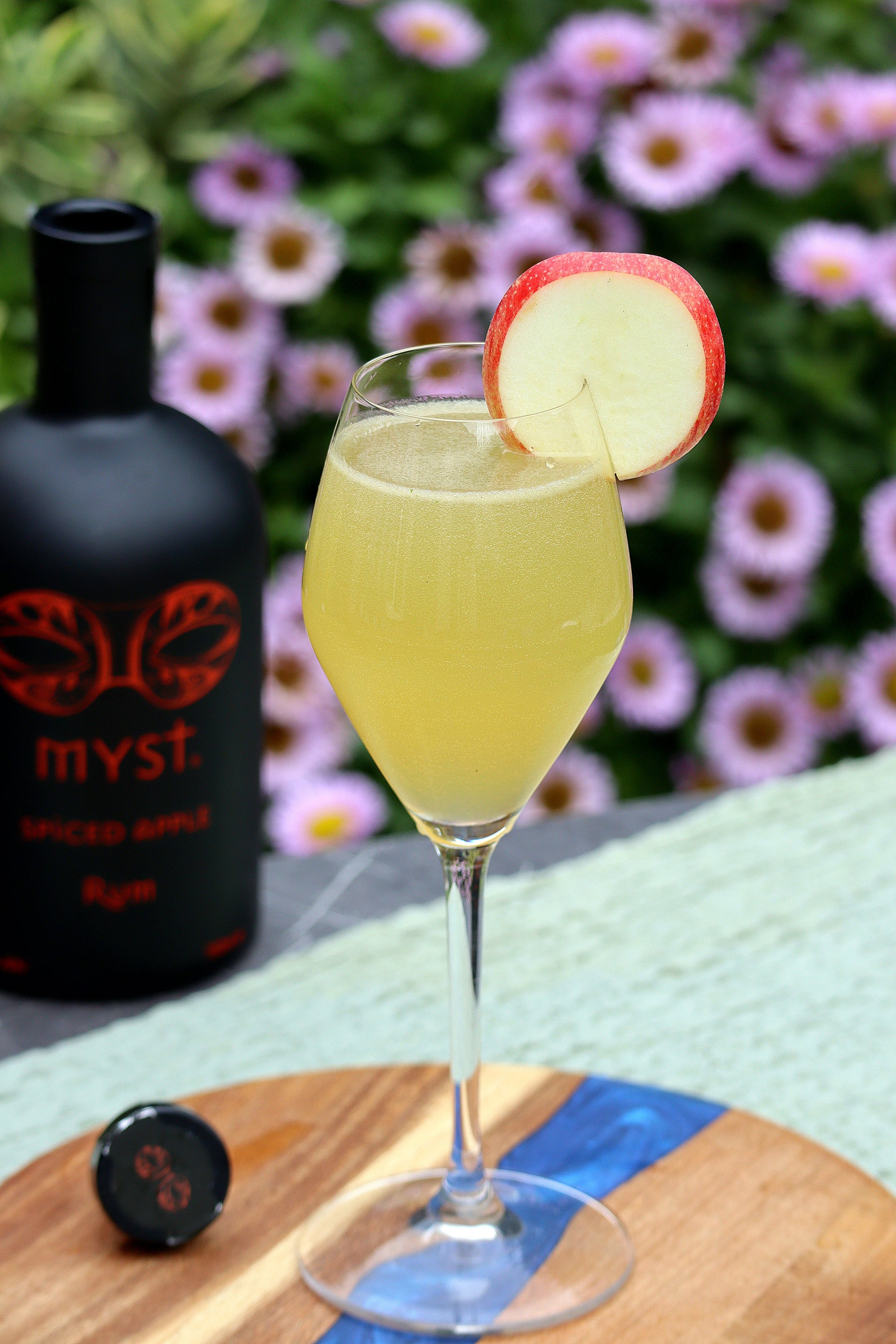 Spiced Apple Mojito Royale